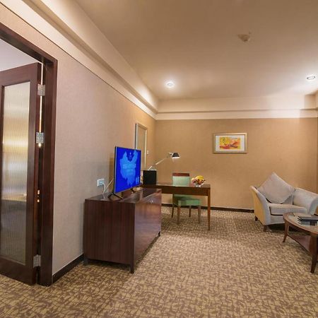 Ruiwan New Century Hotel Tianjin Exterior foto